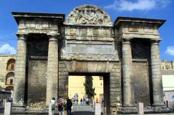 Puerta del Puente, Córdoba, Andalucía
