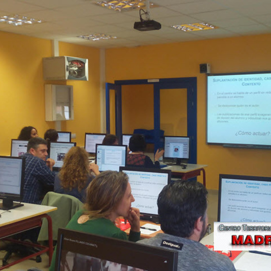 Curso Protégete en la red