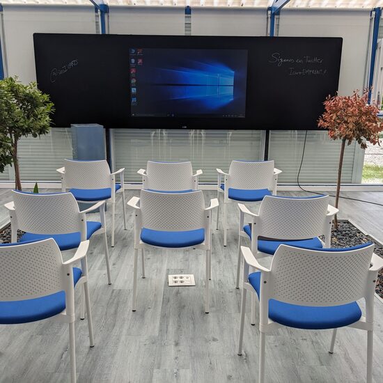 Ies Icaro  Aula de emprendedores