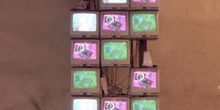 Obra Kingdom of Sicily with little Italy de Nam June Paik - Malp