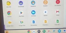 Dale una oportunidad a los Chromebooks y utiliza un proyector para realizar talleres si no tienes pantallas táctiles