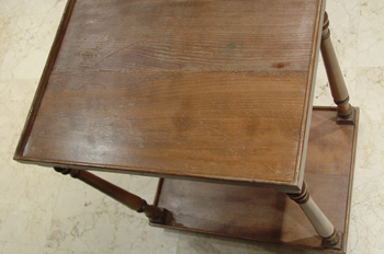 Mesa auxiliar o gueridón