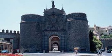 La Puerta Nueva de Bisagra, Toledo