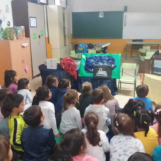 CUENTACUENTOS INFANTIL. día del libro 18-19 22