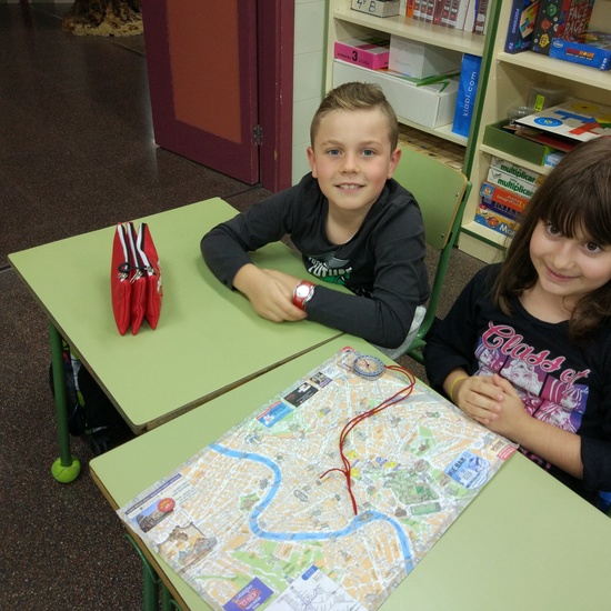 Orientamos el plano con ayuda de la brújula 19