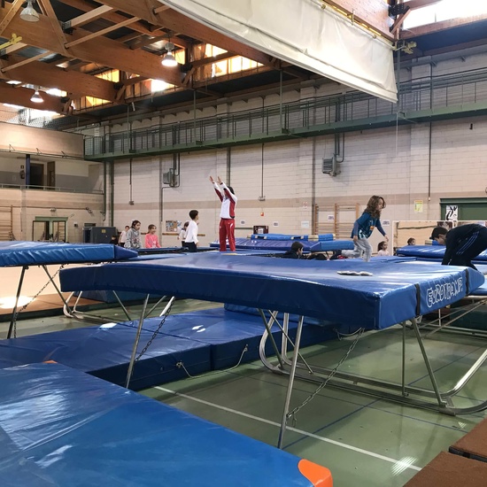 3º A Y B - SALIDA AL POLIDEPORTIVO 