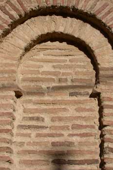 Arco de herradura, cegado