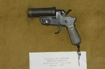 Pistola de señales Beretta-Brescia, Museo del Aire de Madrid