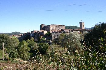 Besalú, pueblo con origen románico, Garrotxa, Gerona
