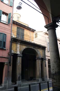 Entrada Scuola San Isaia, Bolonia