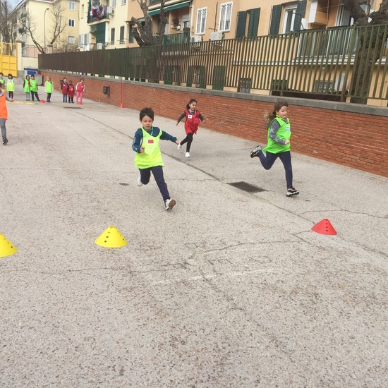 Miniolimpiadas. 1º y 2º 5