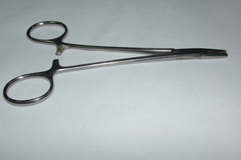 Portaagujas Mayo-Hegar