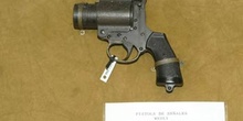 Pistola de señales Webly, Museo del Aire de Madrid