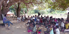 Escuela en la aldea de Namalaza, Mozambique