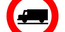 Entrada prohibida a vehículos destinados al transporte de mercan
