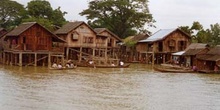 Orillas del rio Ayeyarwaddy, Myanmar