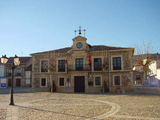 Ayuntamiento de Lozoya