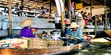 Puesto de mercado flotante, Bangkok, Tailandia