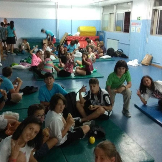 FIESTA FIN CURSO EN EL HOSTOS. UNIENDO CULTURAS 2