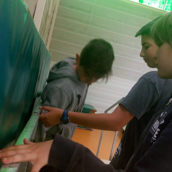 2018_056_14_Montando el Escenario para la Gaduación_CEIP FDLR_2017-2018 18