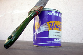 Bote de pintura