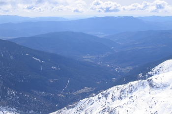 Vista general del valle de Aisa