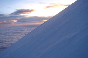 Salida del sol vista desde el glaciar del Pico de Orizaba