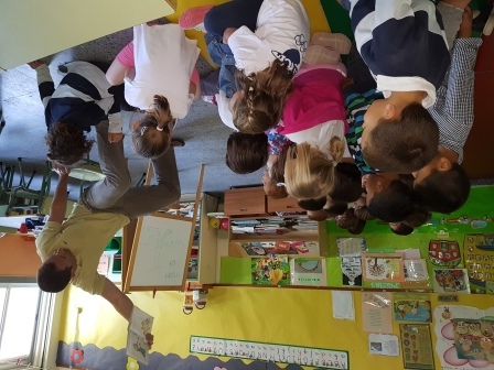 2017_04_21_JORNADAS EN TORNO AL LIBRO_HOY TE CUENTA UN CUENTO...OTRO PROFE 6