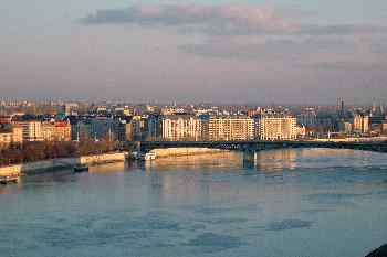 Puente Petofi, Budapest, Hungría