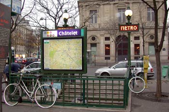 Estación de Metro de Châtelet, París, Francia