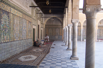 Patio, Tumba de Sidi Sabah, Kairouán