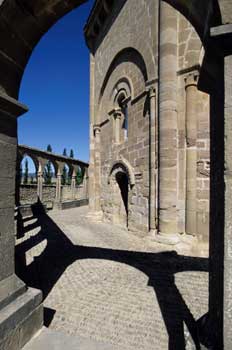 Iglesia de Santa María de Eunate, Muruzabal, Navarra