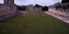 Campo del Juego maya de Pelota, Chichén Itzá, México