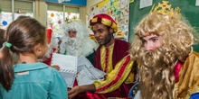 Los RRMM y Papá Noel en INF 5A 9