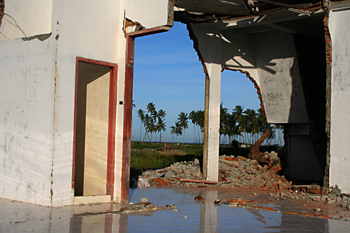 Casas destruidas, Melaboh, Sumatra, Indonesia