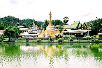 Templo en Mae Hong Song, Tailandia