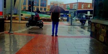 Oda a un paraguas en Plaza de Castilla, de Estefanía Flores