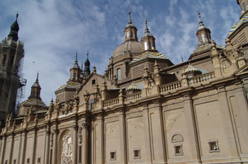 Exterior, Basílica del Pilar