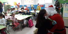 Santa Claus comes to School 4